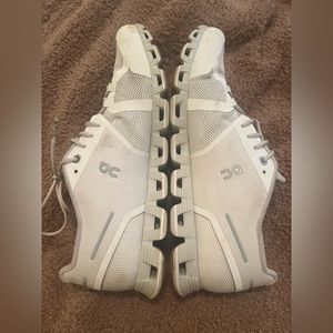 On Cloud Running - 10.5 women’s